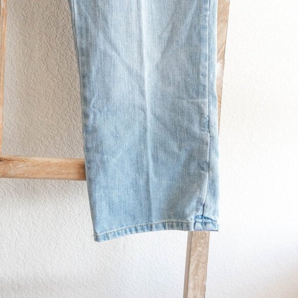 New York & Company Cropped Straight Leg Jeans Size 12 Light Wash Denim - Picture 6 of 8